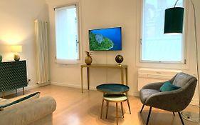 Live In The Heart Of Venice